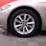 BMW - 520 - F11 Touring 520d TwinPower Turbo A xDrive Limited xDrive Edition LCI // Suomi-auto / Hifit / Koukku / Vakkari / - Farmari