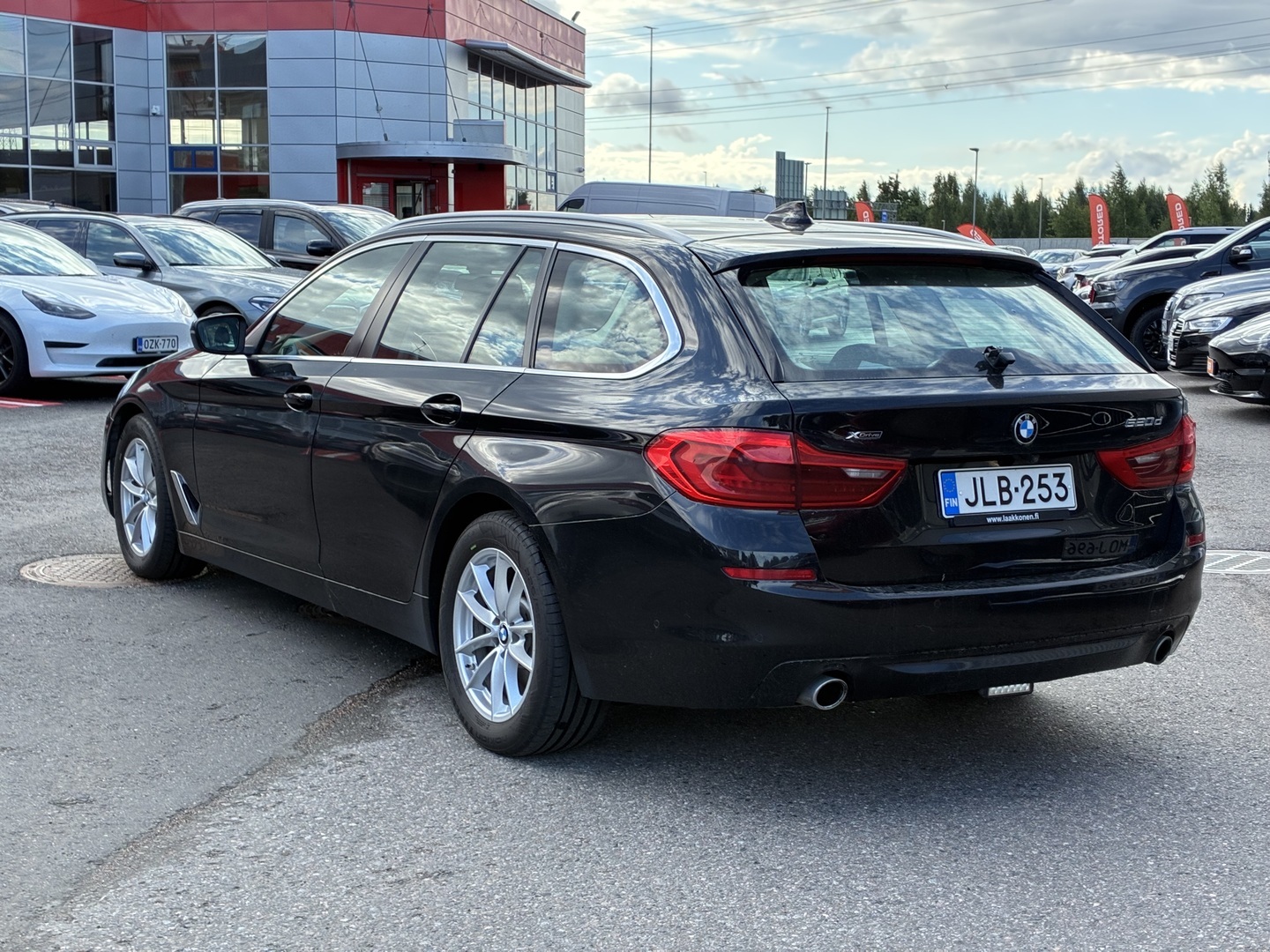 BMW - 520 - G31 Touring 520d A xDrive Business - Farmari