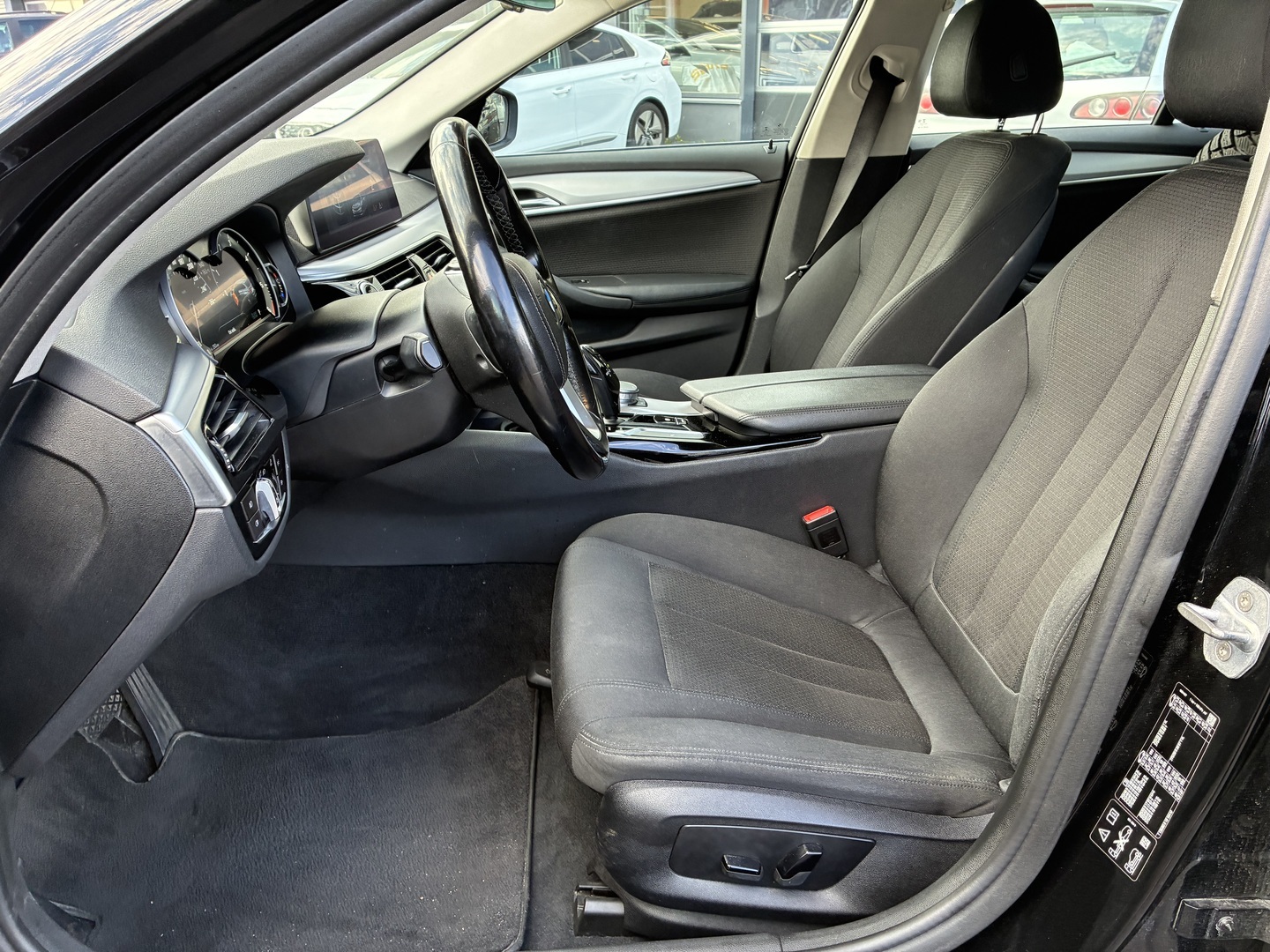 BMW - 520 - G31 Touring 520d A xDrive Business - Farmari