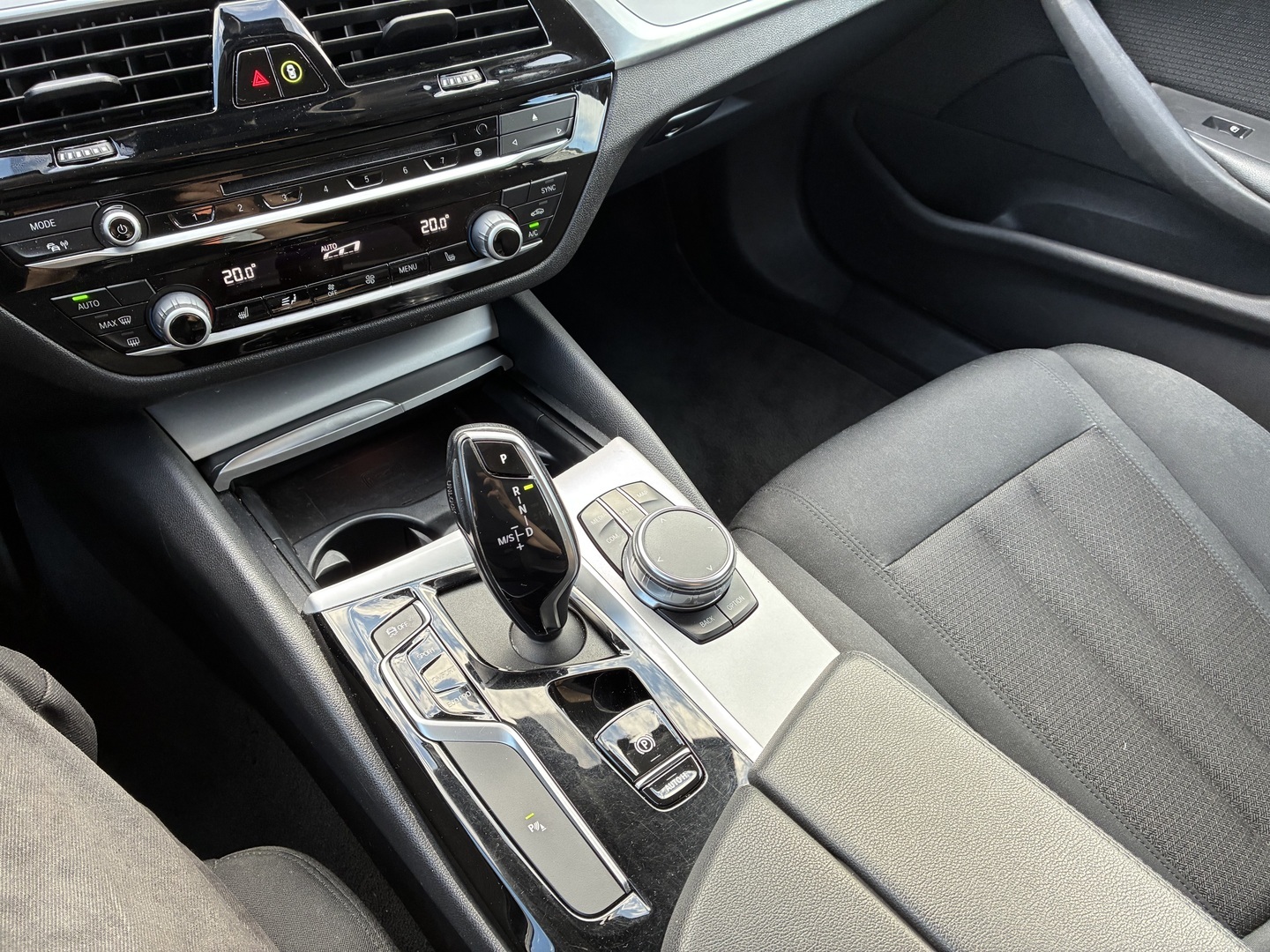 BMW - 520 - G31 Touring 520d A xDrive Business - Farmari