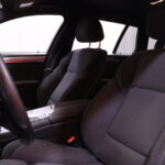 BMW - 530 - F11 Touring 530d TwinPower Turbo A Business Automatic // M-SPORT / HUD / Vakkari / Digimittaristo / Koukku / Kamera // - Farmari