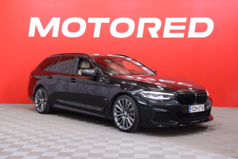 BMW - 530 - G31 LCI Touring xDrive M Sport / LED / Adapt.vakkari / HiFi / Vetokoukku / Merkkihuollot - Farmari