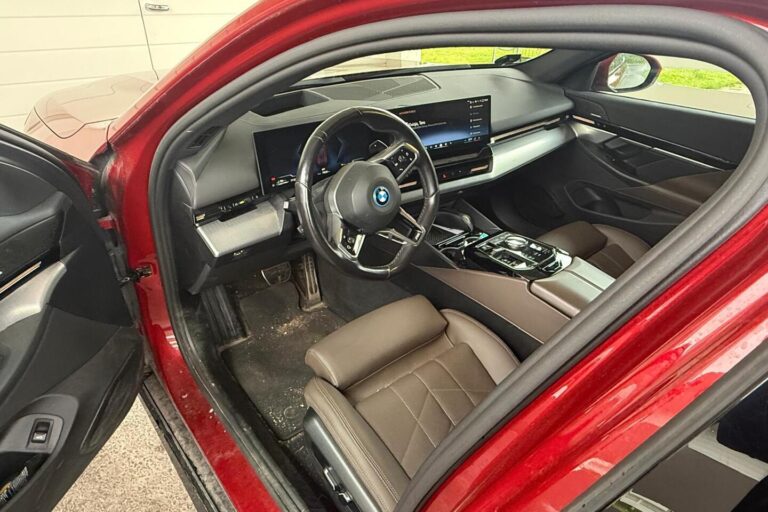 BMW 530