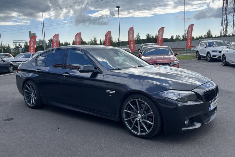 BMW 530