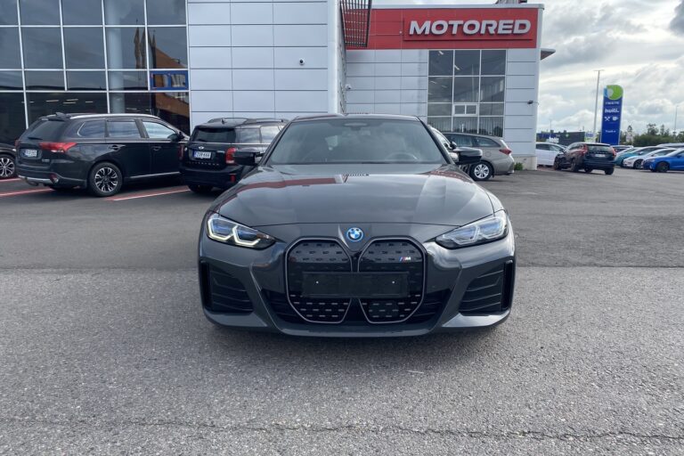 BMW i4 M50