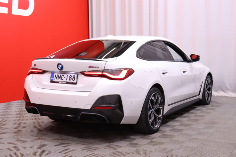 BMW i4 M50