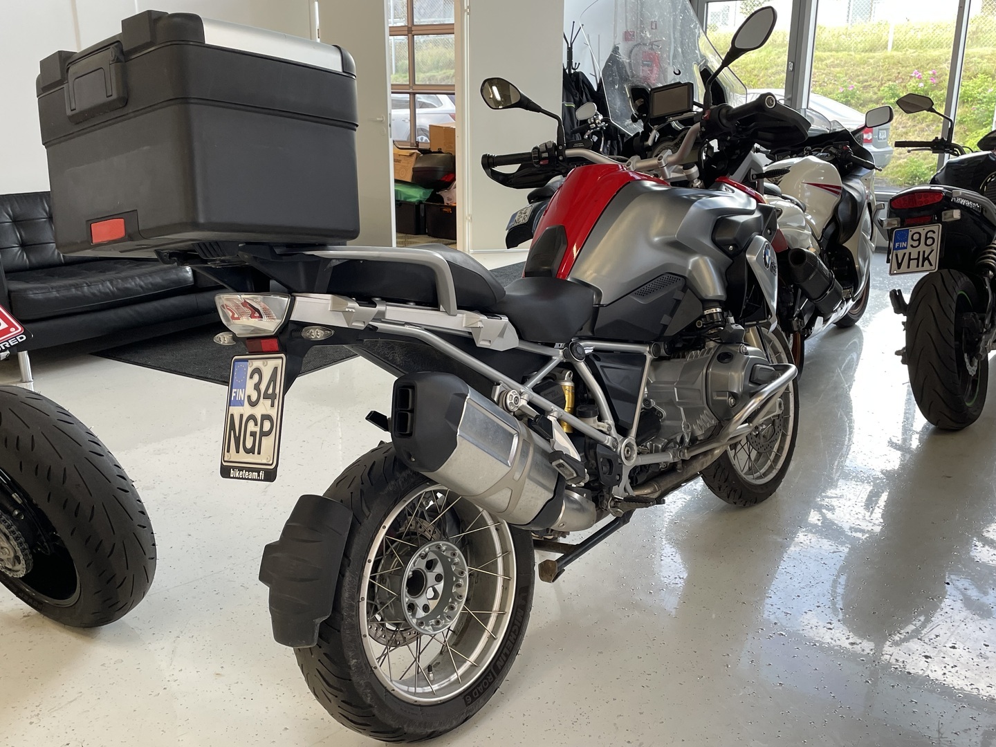 BMW - R - 1200 GS // Juuri saapunut! / Vakkari / Navi / Ajomodet // - Moottoripyörä