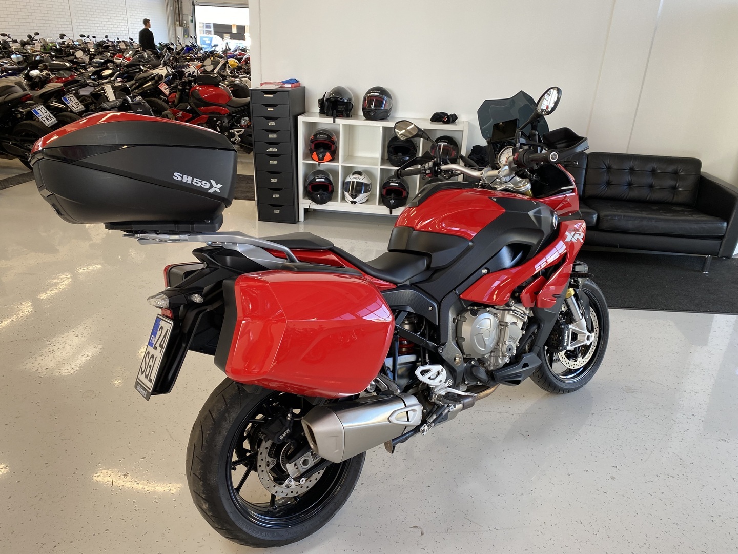 BMW - S - 1000XR // Juuri saapunut! / Suomi-pyörä / 3x Laukut / Ajomodet / Shifter / Navi // - Moottoripyörä