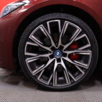 BMW - i4 M50 - Super Charged M Sport Pro / Laser / Kattoluukku / HUD / 360° / ACC / Harman&Kardon / Koukku / Adaptive M-alusta - Sedan