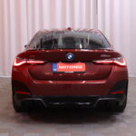 BMW - i4 M50 - Super Charged M Sport Pro / Laser / Kattoluukku / HUD / 360° / ACC / Harman&Kardon / Koukku / Adaptive M-alusta - Sedan