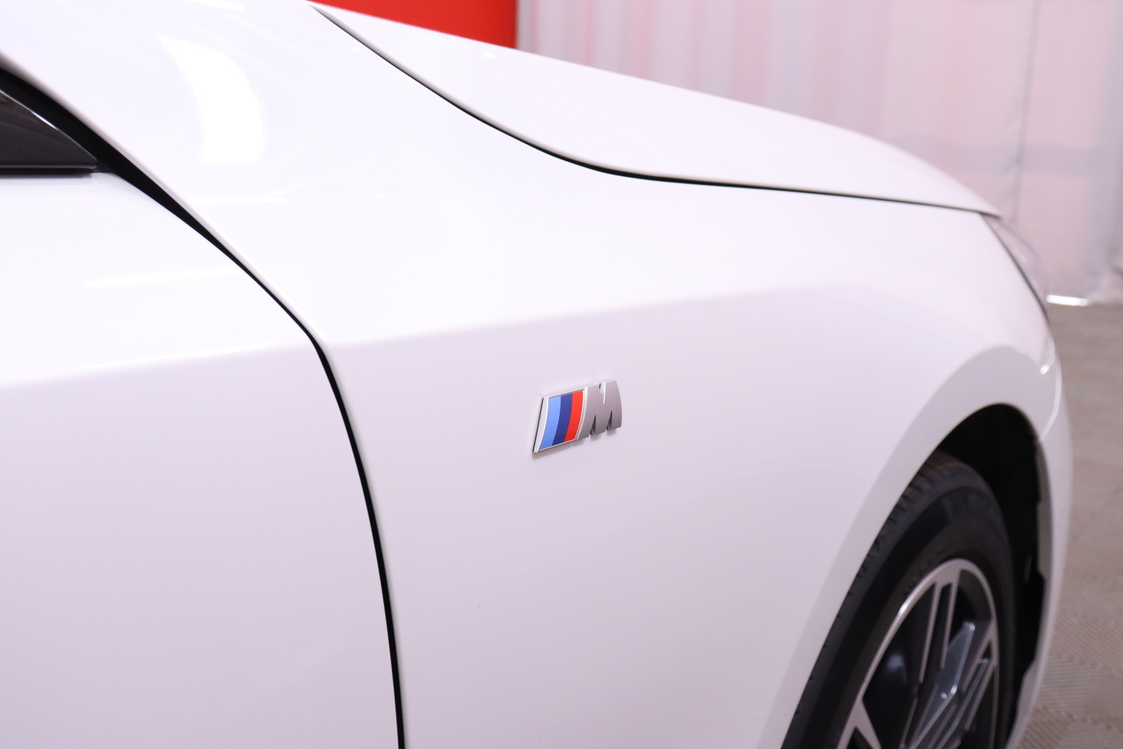 BMW - i5 - G60 eDrive40 M Sport Pro - Sedan
