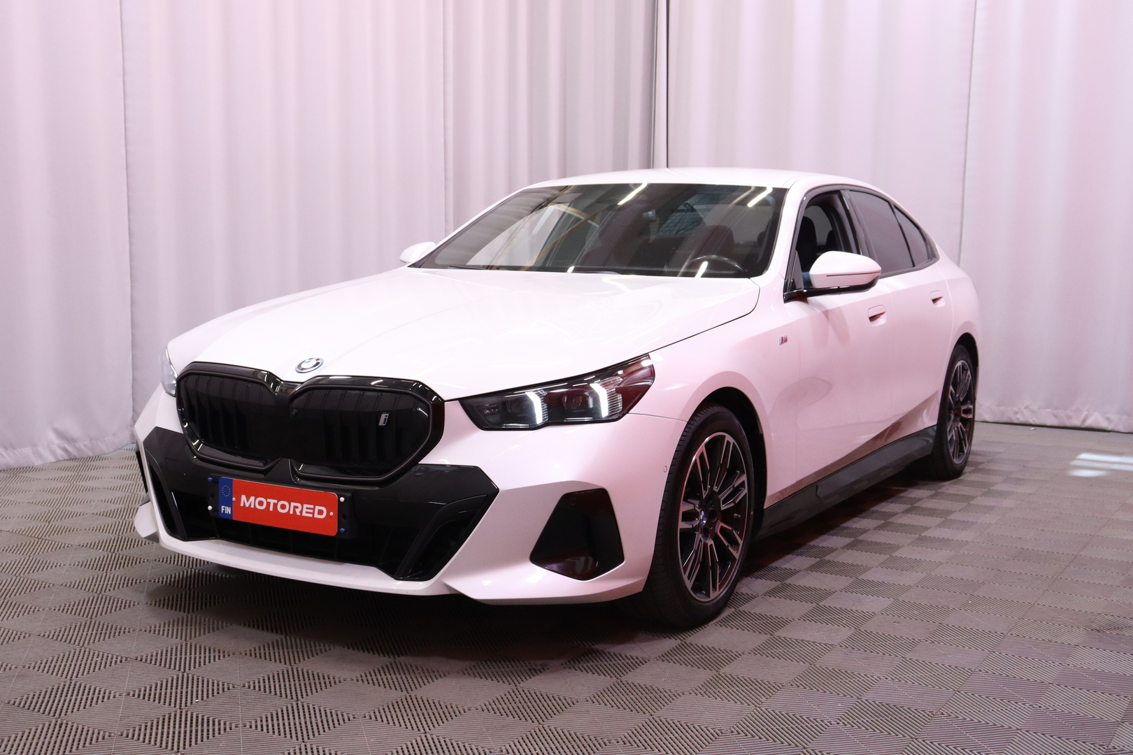 BMW - i5 - G60 eDrive40 M Sport Pro - Sedan