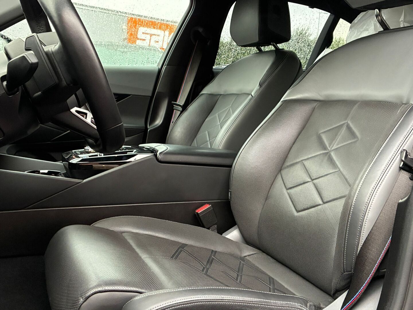BMW - i5 - G60 eDrive40 M Sport Pro - Sedan