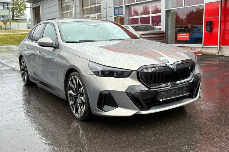 BMW - i5 - G60 eDrive40 M Sport Pro - Sedan