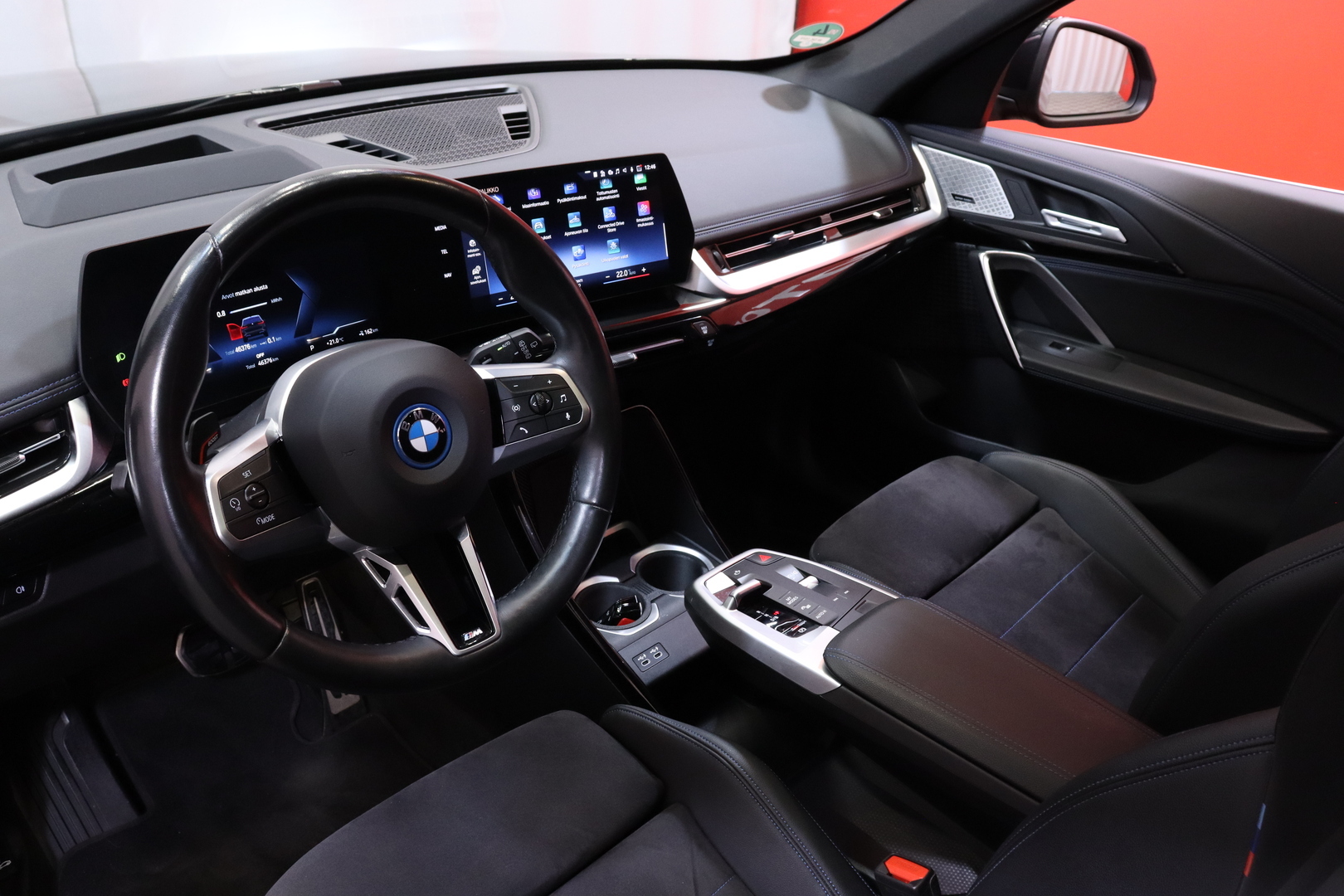 BMW - iX1 - U11 30 xDrive Fully Charged M Sport - Maastoauto