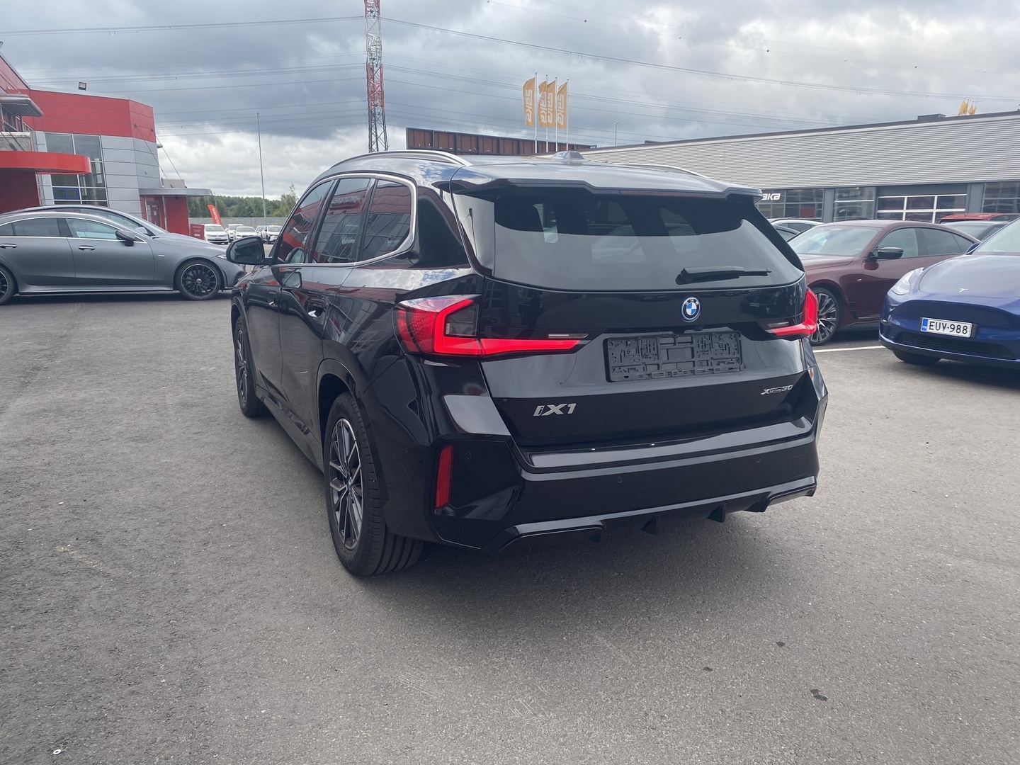 BMW - iX1 - U11 30 xDrive Fully Charged M Sport - Maastoauto