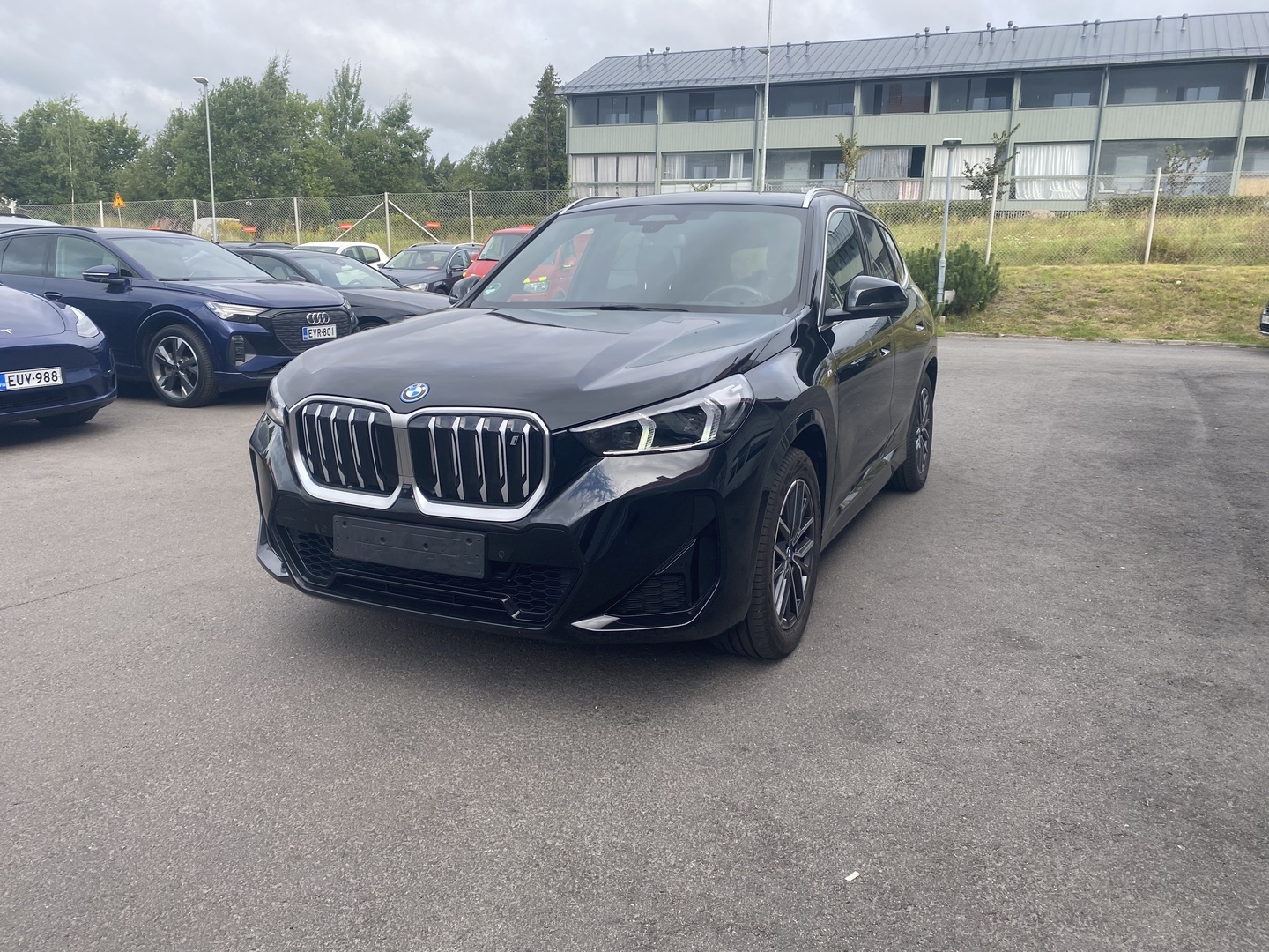 BMW - iX1 - U11 30 xDrive Fully Charged M Sport - Maastoauto