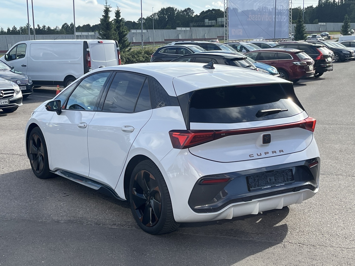 CUPRA - Born - 150 kW 58 kWh - Viistoperä