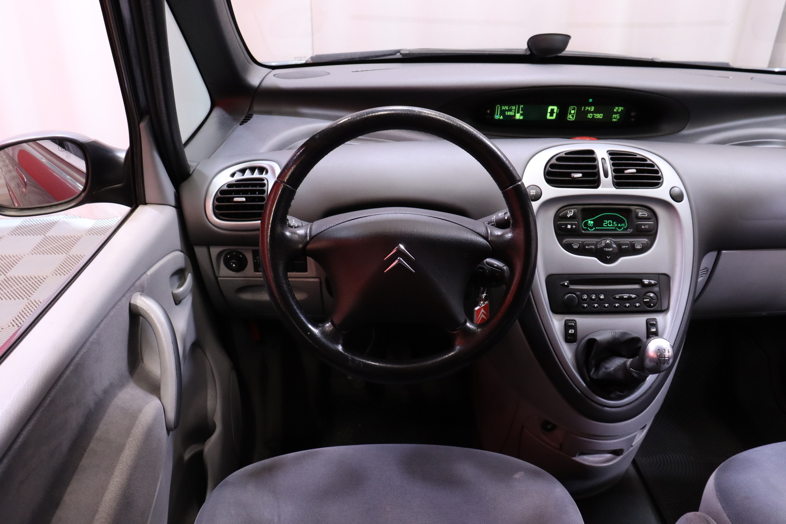 Citroen - Xsara Picasso - HDi 110 Vision Plus / MYYDÄÄN HUUTOKAUPAT.COM - Tila-auto