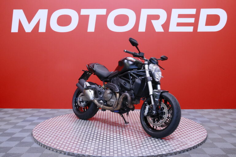 Ducati - MONSTER - 821 // Suomi-pyörä / Huoltokirja / DTC / Ducktail // - Moottoripyörä