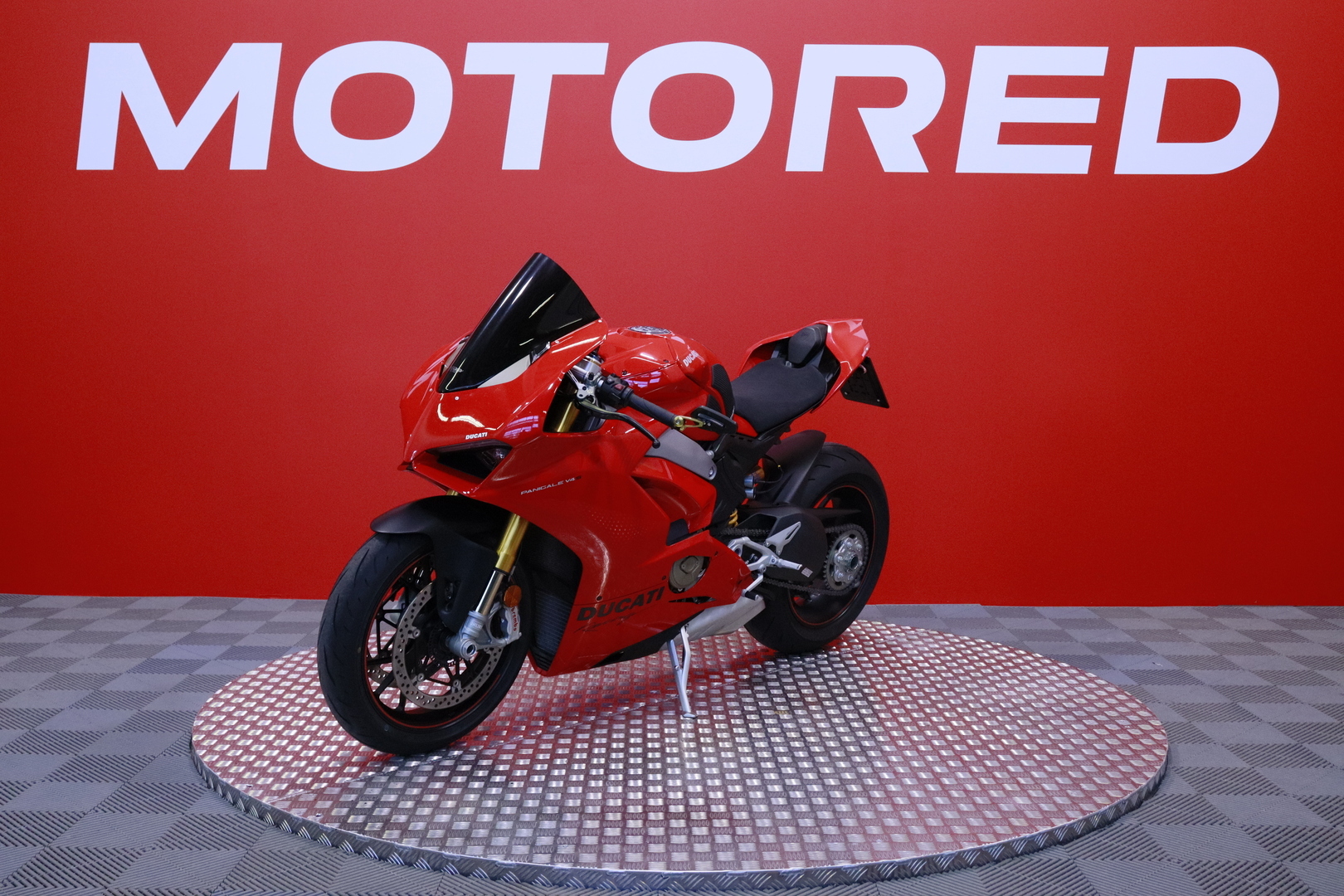 Ducati - PANIGALE V4 - V4S // Huoltokirja / DQS / Öhlins / Ajomodet / Mukautettavat säädöt YMS! // - Moottoripyörä