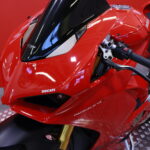 Ducati - PANIGALE V4 - V4S // Huoltokirja / DQS / Öhlins / Ajomodet / Mukautettavat säädöt YMS! // - Moottoripyörä
