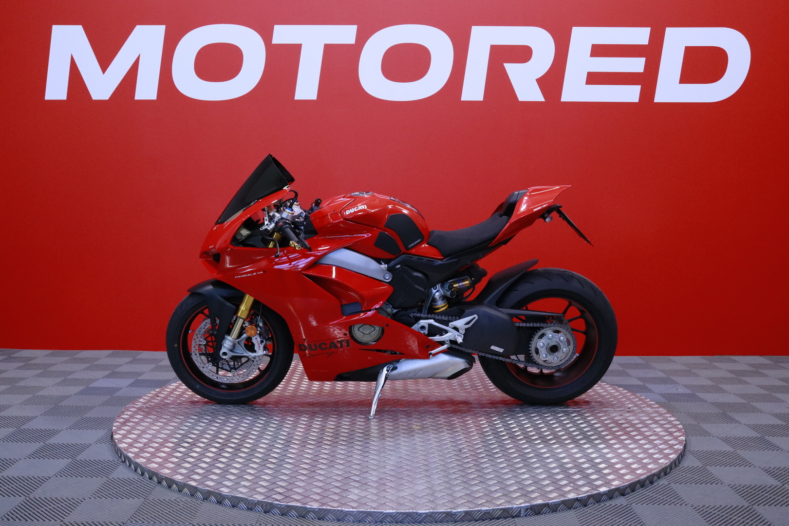 Ducati - PANIGALE V4 - V4S // Huoltokirja / DQS / Öhlins / Ajomodet / Mukautettavat säädöt YMS! // - Moottoripyörä
