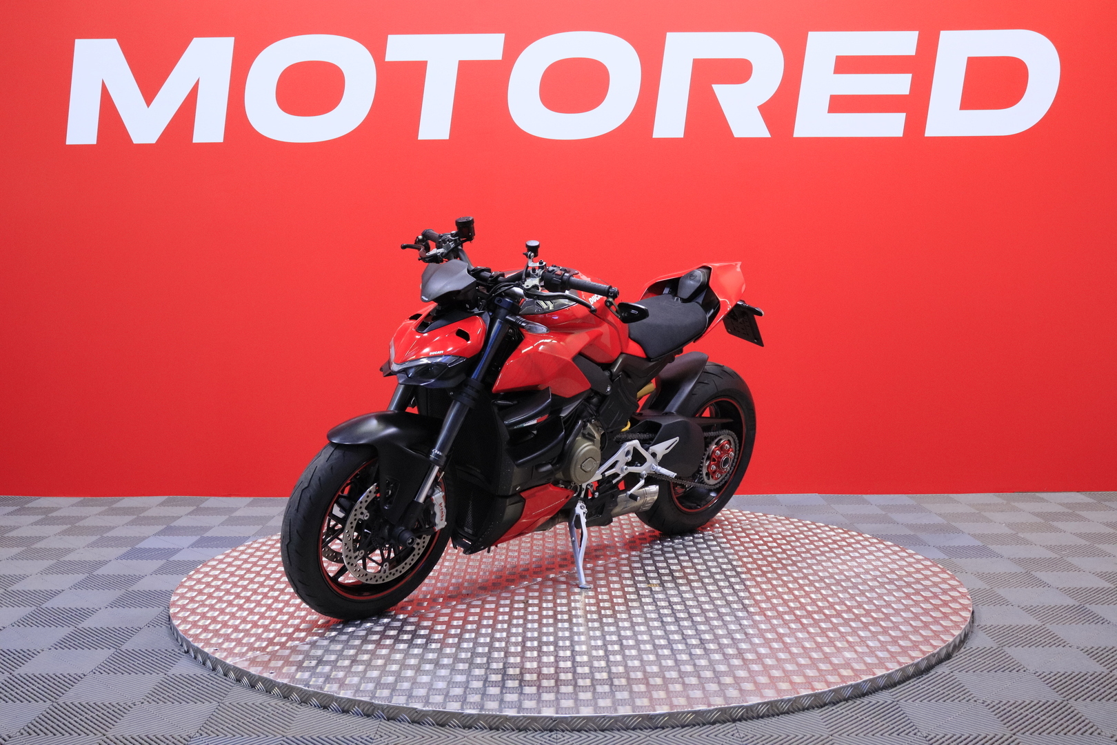 Ducati - STREETFIGHTER - V4 // Zard sliparit / Huoltokirja / Suomi-pyörä / Juuri huollettu! // - Moottoripyörä