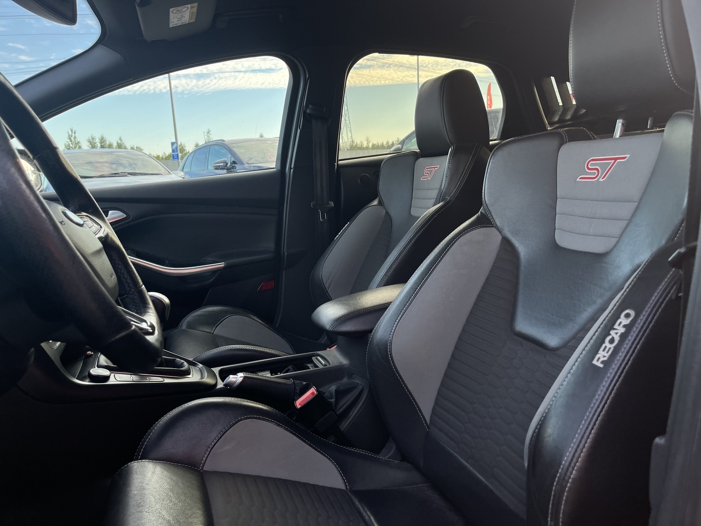 Ford - Focus - ST 2.0 TDCi 185 hv - Viistoperä