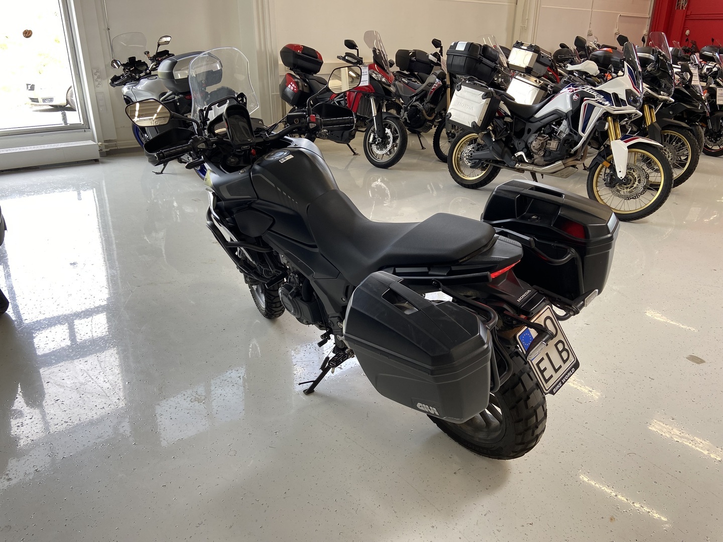 Honda - CB - 500 X // Juuri saapunut! / Suomi-pyörä / Laukut // - Moottoripyörä