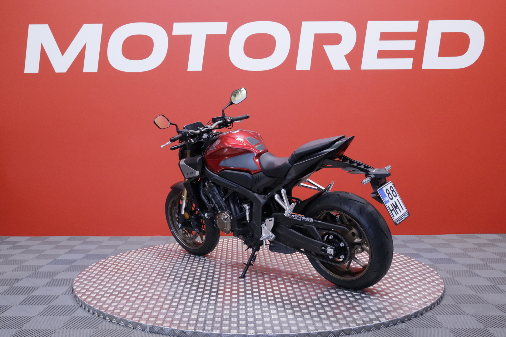 Honda - CB - 650 R // Juuri saapunut! / Suomi-pyörä / Huoltokirja / E-Clutch / Shifter // - Moottoripyörä