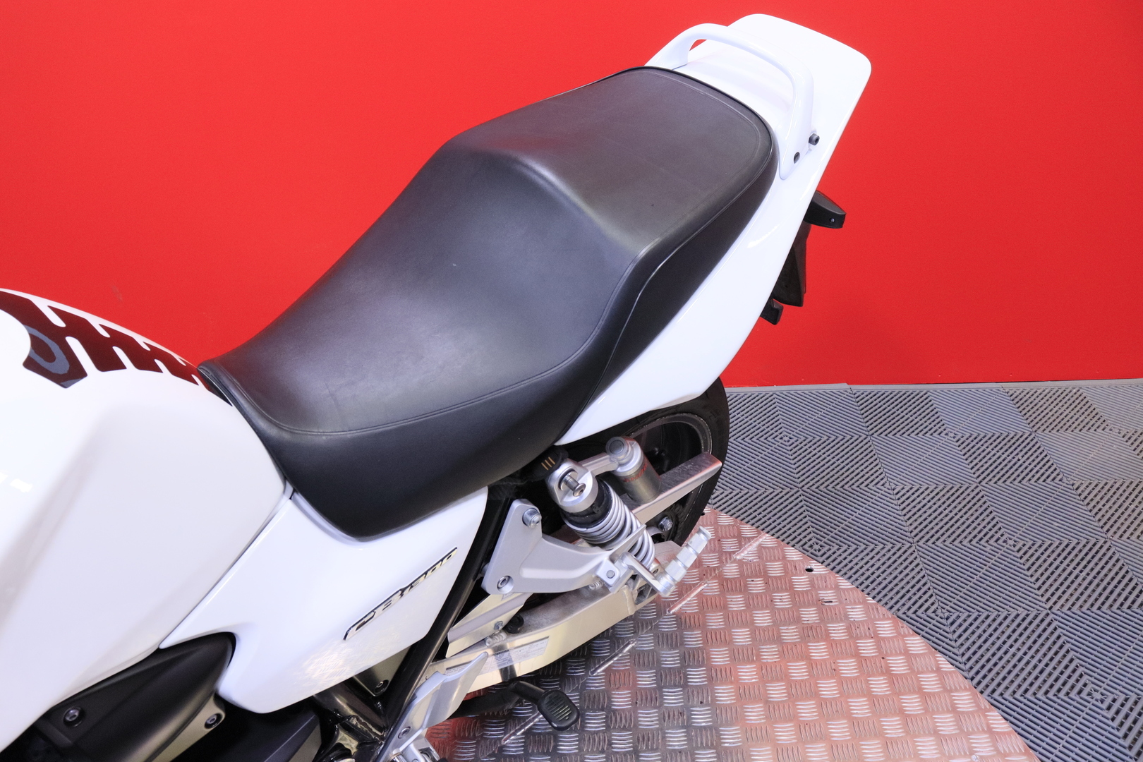 Honda - CB - 1300 // Huoltokirja / Säädettävät kahvat // - Moottoripyörä