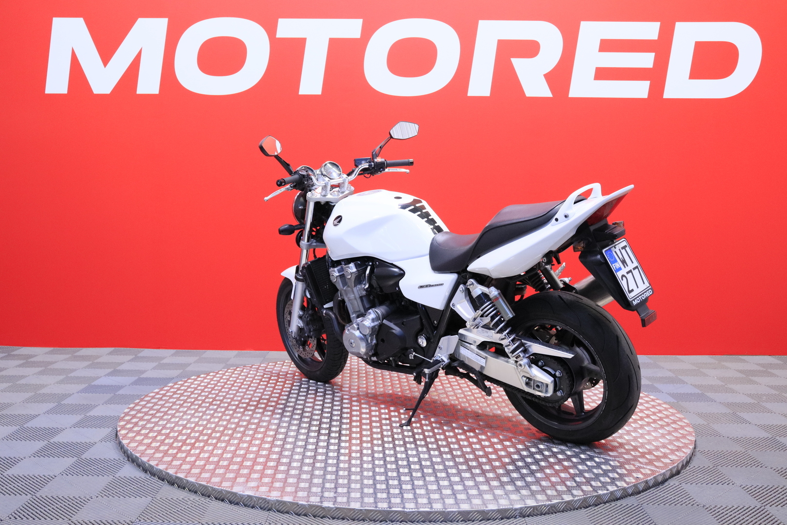 Honda - CB - 1300 // Huoltokirja / Säädettävät kahvat // - Moottoripyörä