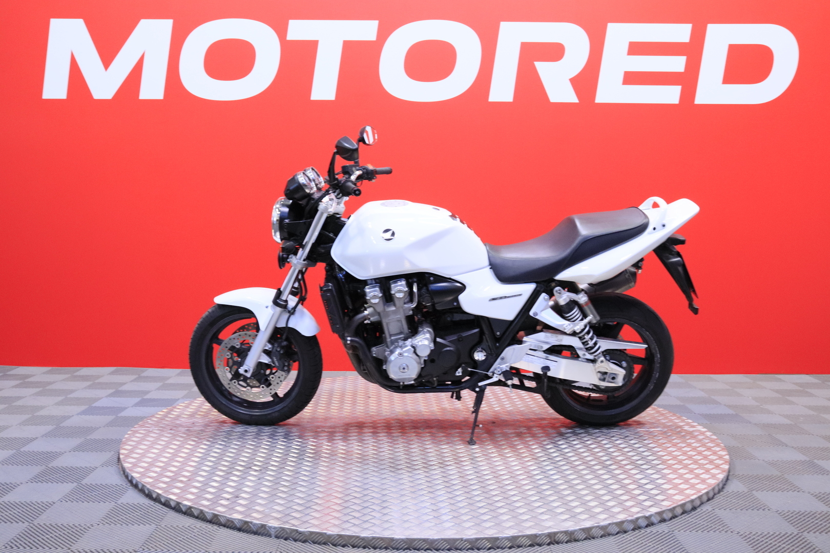 Honda - CB - 1300 // Huoltokirja / Säädettävät kahvat // - Moottoripyörä