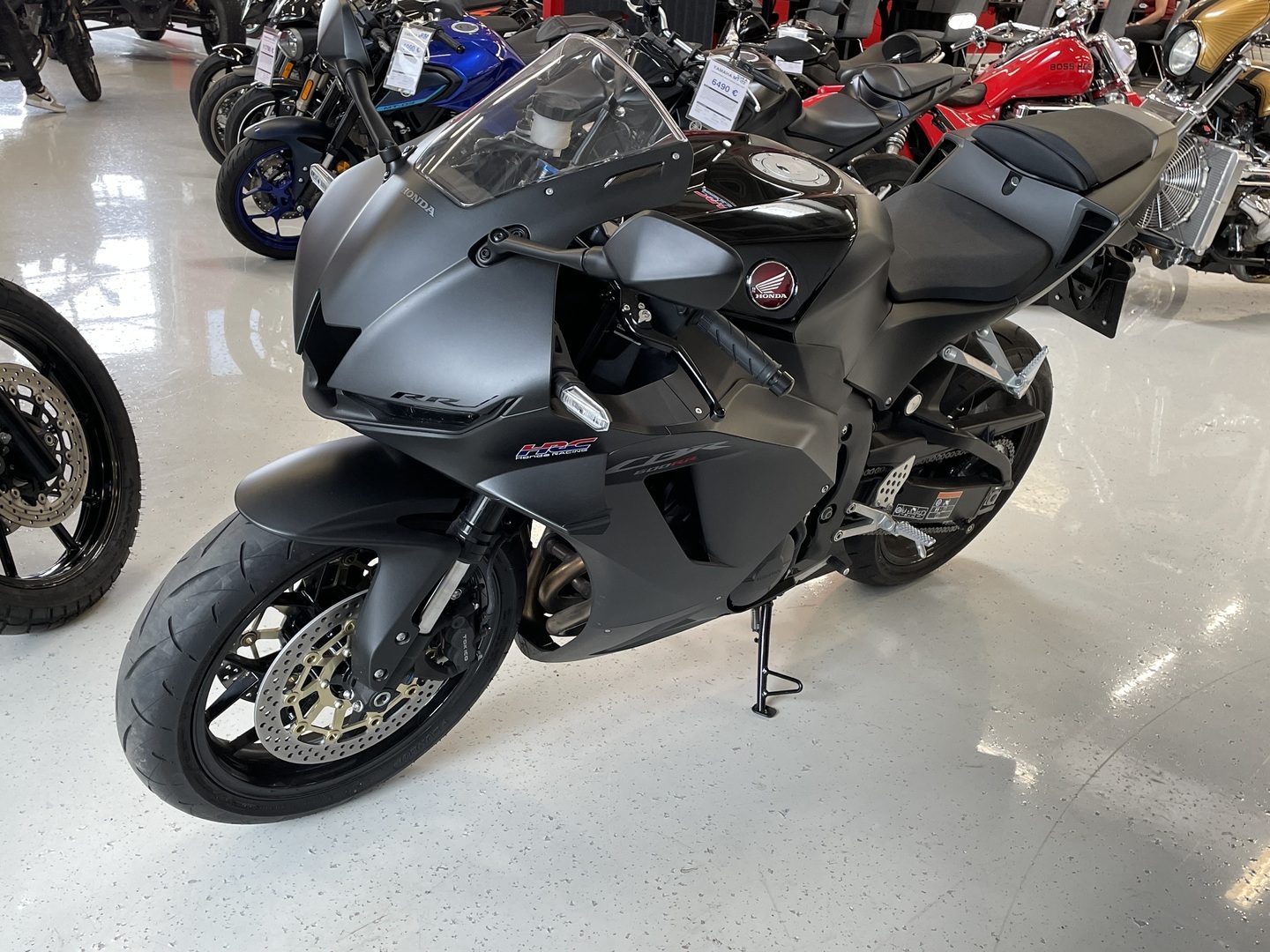 Honda - CBR - 600 RR // Juuri saapunut / Shifter / DCT // - Moottoripyörä