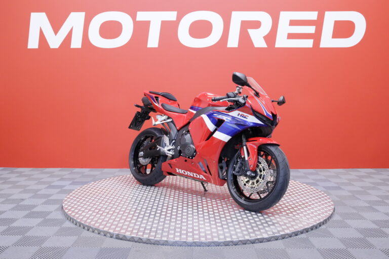Honda - CBR - 600 RR // Juuri saapunut! / Suomi-pyörä / Shifter / DTC // - Moottoripyörä
