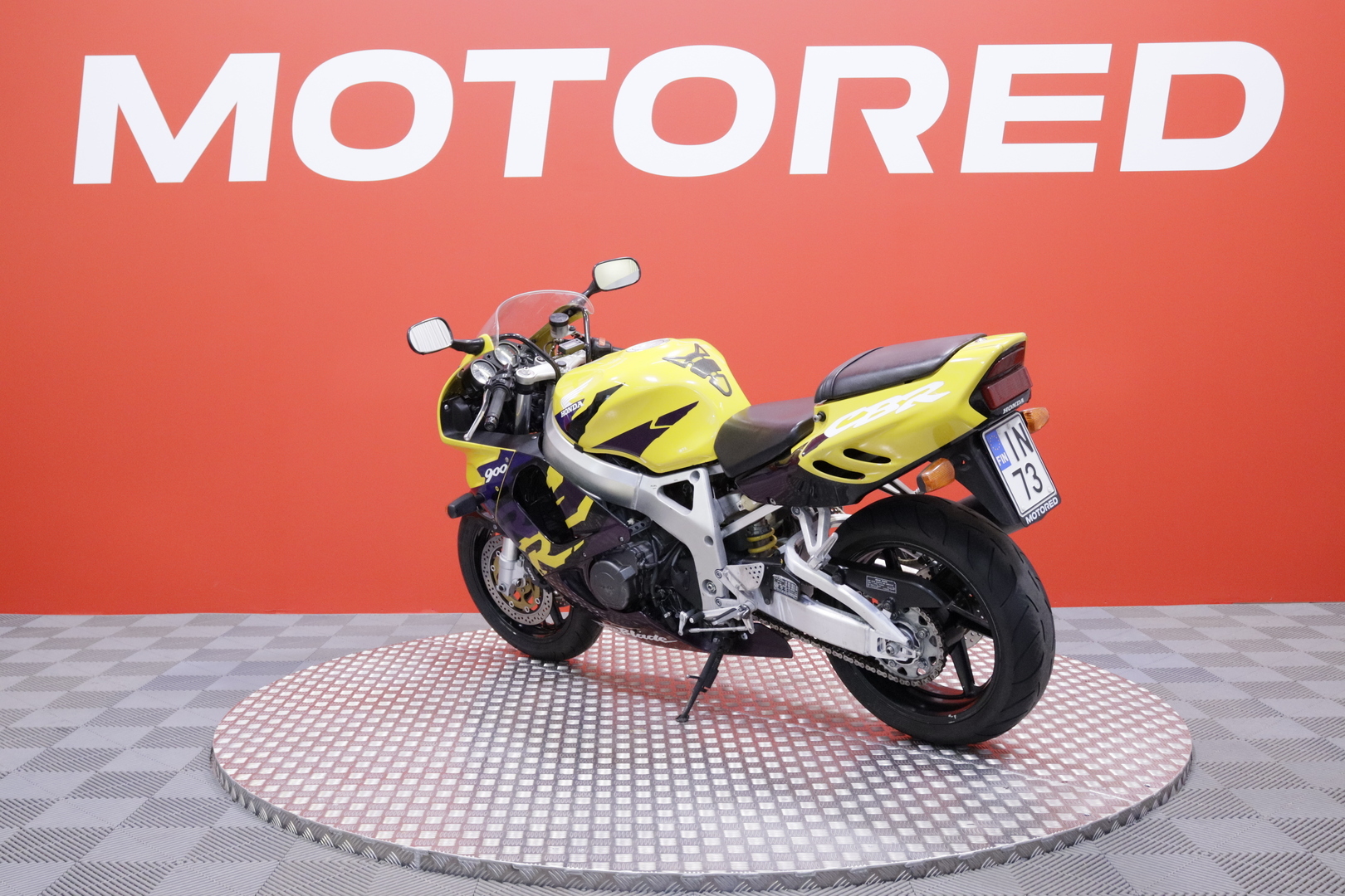 Honda - CBR - 900 RR Fireblade // Myydään osoitteessa huutokaupat.com // - Moottoripyörä