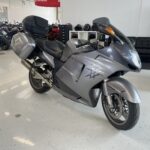 Honda - CBR - 1100 XX Super Blackbird // Juuri Saapunut! / 2.Omisteinen Suomi-Pyörä / Huoltokirja / 3x laukut / Putkisto // - Moottoripyörä
