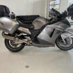 Honda - CBR - 1100 XX Super Blackbird // Juuri Saapunut! / 2.Omisteinen Suomi-Pyörä / Huoltokirja / 3x laukut / Putkisto // - Moottoripyörä
