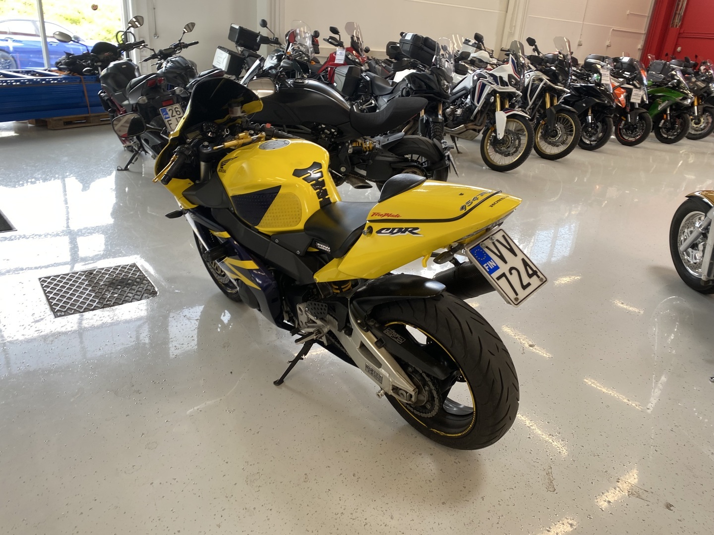 Honda - CBR - 900 RR // Juuri saapunut! // - Moottoripyörä