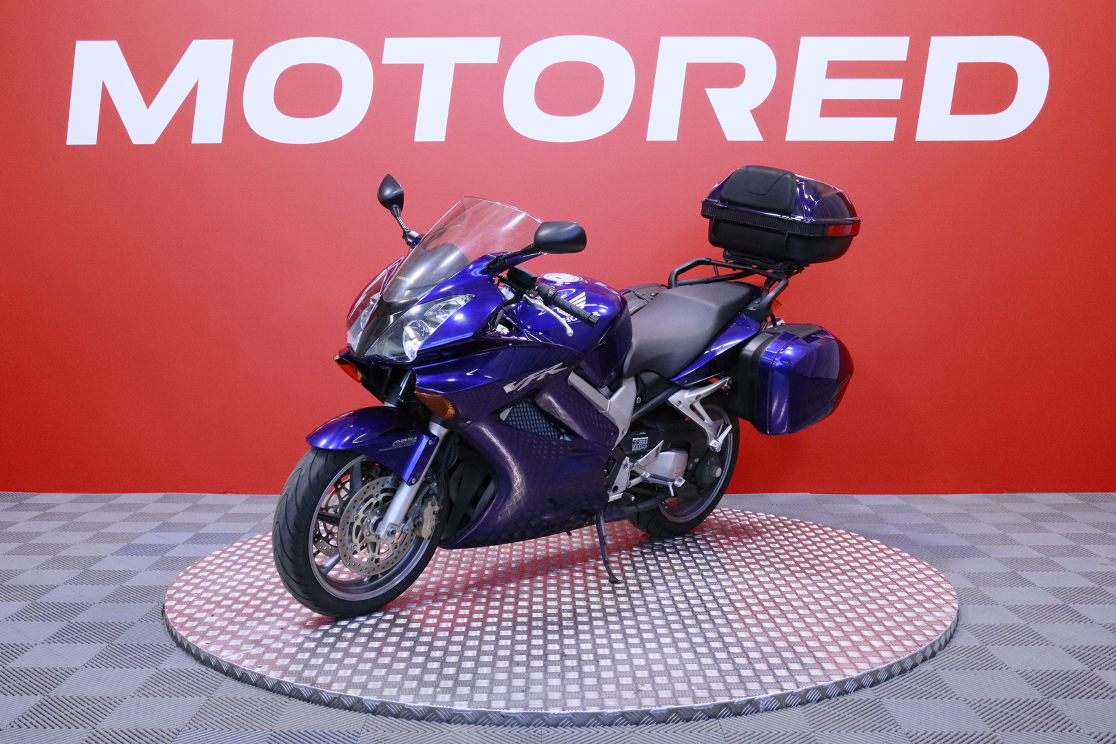 Honda - VFR - 800 VTEC // Suomi-pyörä / DCBS / 3x laukut // - Moottoripyörä