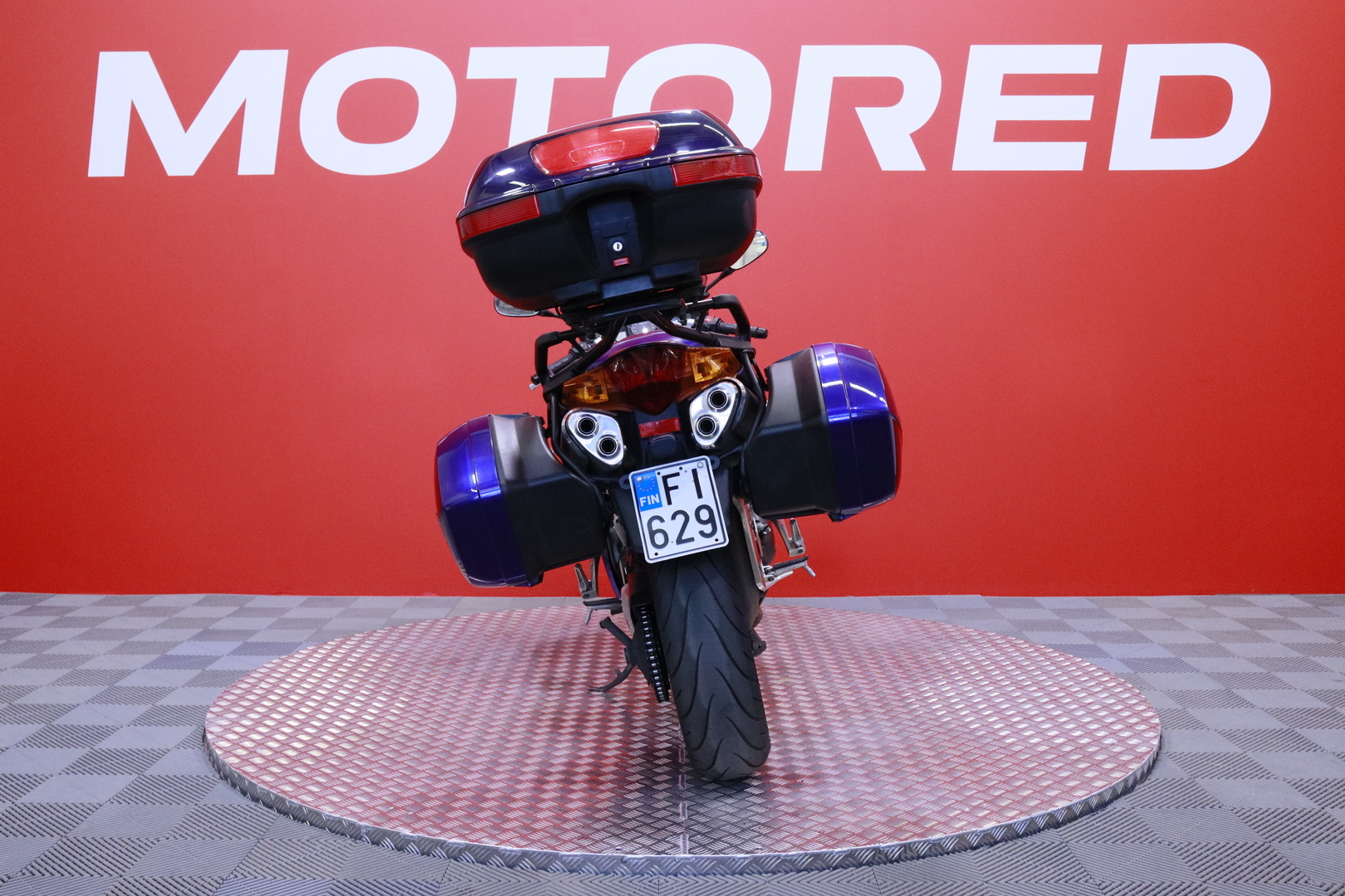 Honda - VFR - 800 VTEC // Suomi-pyörä / DCBS / 3x laukut // - Moottoripyörä
