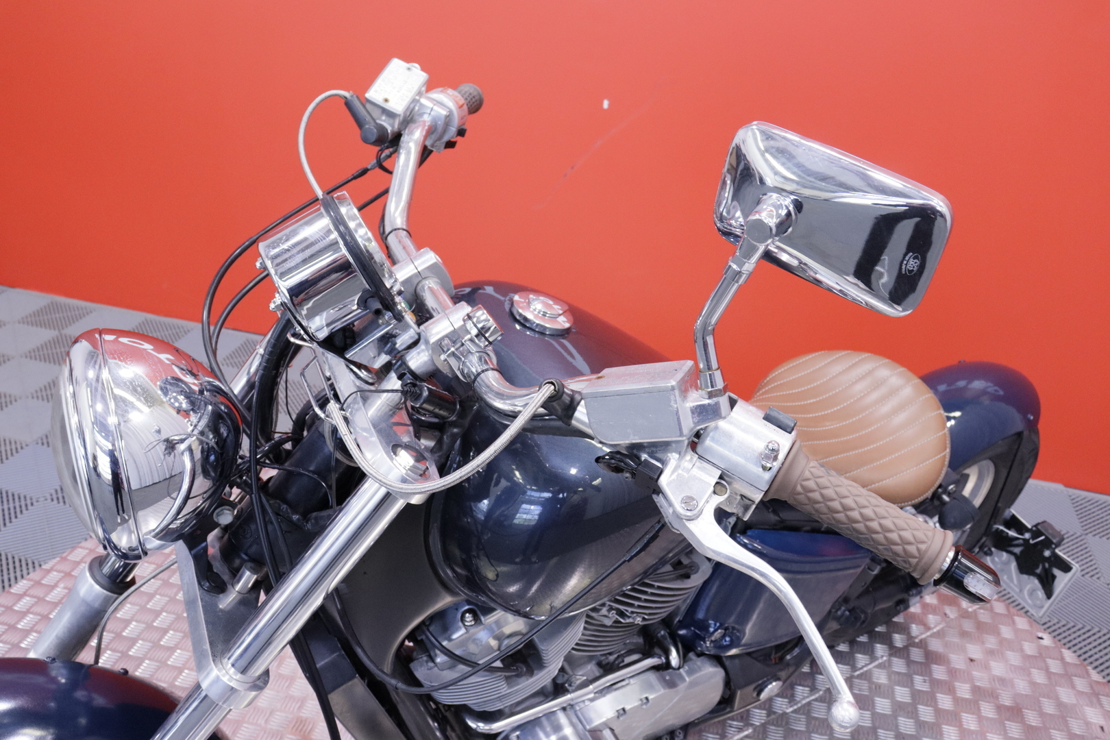 Honda - VT - 1100 Shadow // Myydään Huutokaupat.com // - Moottoripyörä