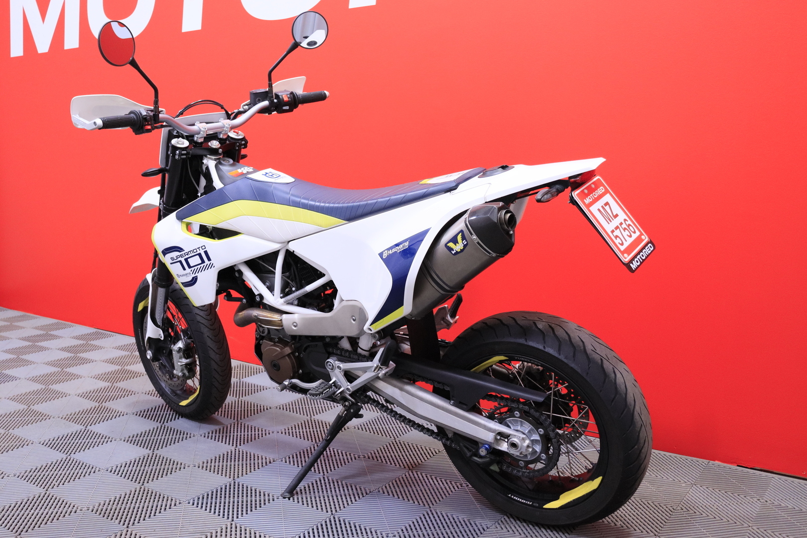 Husqvarna - 701 - Supermoto // Wings / ABS / LED vilkut / kahvasuojat // - Moottoripyörä