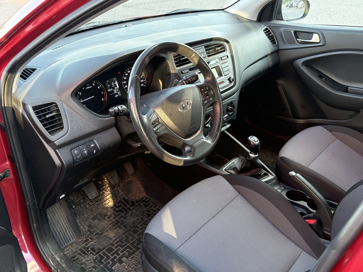 Hyundai - i20 5d - 1,2 5MT ISG 84 hv Comfort Limited - Viistoperä