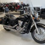 KAWASAKI - VN - 900 Classic // Juuri saapunut / Huoltokirja / sivulaukut // - Moottoripyörä