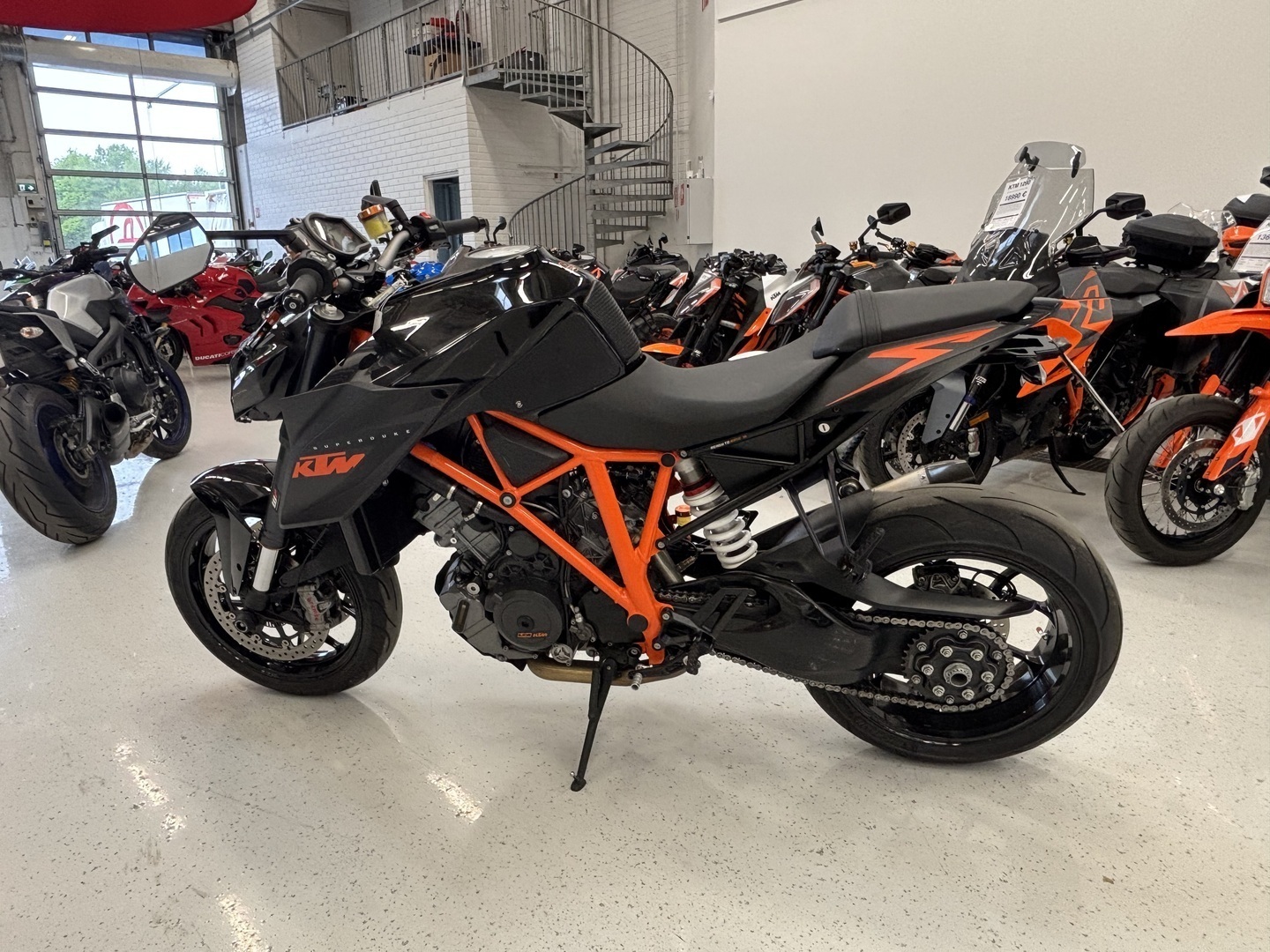 KTM - 1290 - Super Duke R // Akrapovic / Brembo RCS16 / Huoltokirja / Powerparts // - Moottoripyörä