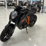 KTM - 1290 - Super Duke R // Juuri saapunut! / Suomi-pyörä / Huoltokirja / Ajomodet / Akrapovic / TC // - Moottoripyörä