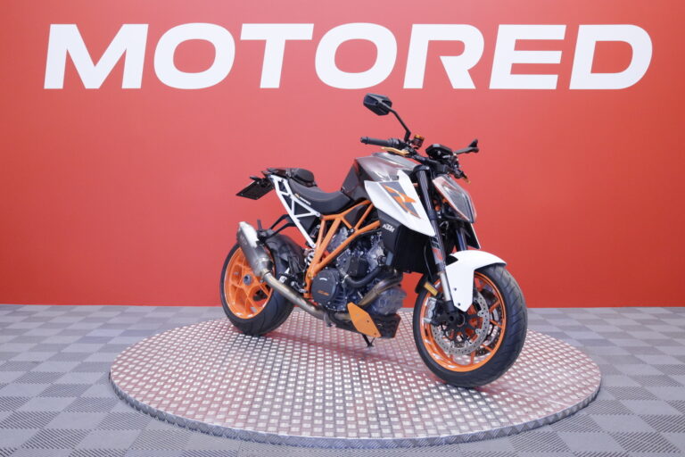KTM - 1290 - Super Duke R // Spark / Powerparts / Shifter+ / Vakkari / MTC / ABS / Sisään ajettu! // - Moottoripyörä
