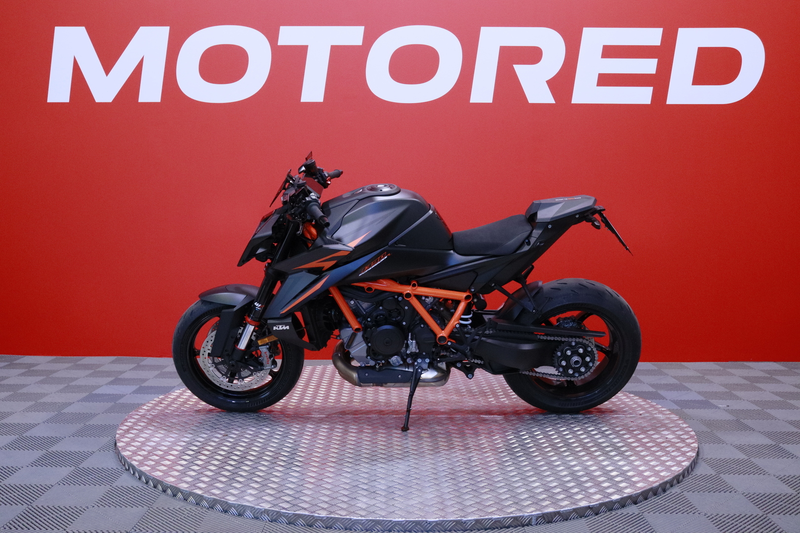 KTM - 1390 Super Duke R - // Suomi-pyörä / Tehdastakuu! / Juuri huollettu! / Quickshifter+ / Ajo-modet / ABS / SC-Project // - Moottoripyörä